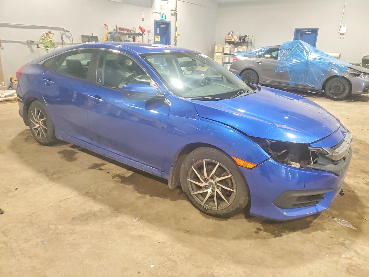 2018 Civic VIN 2HGFC2F50JH000630 photo 4