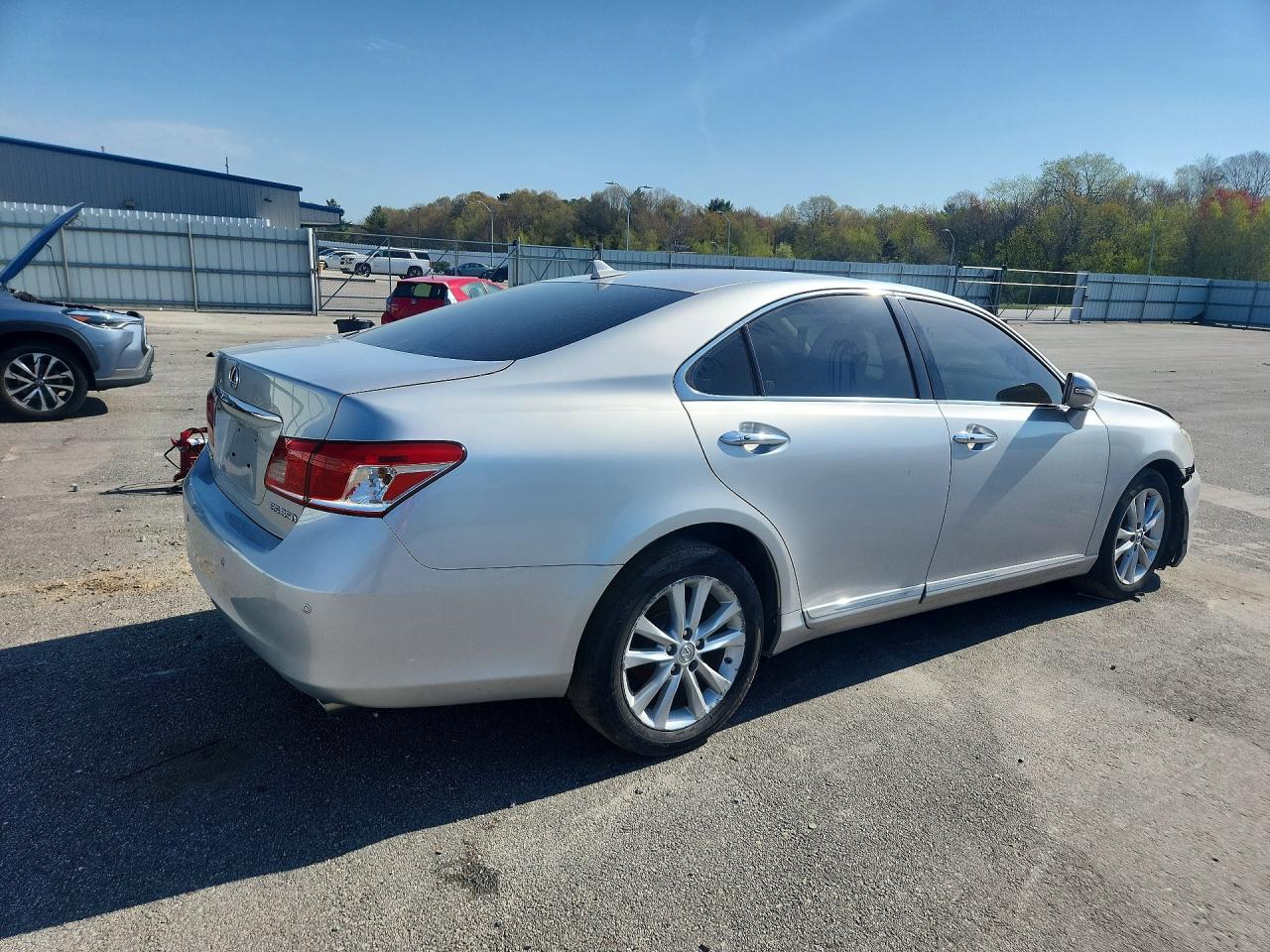 2010 Lexus ES350 VIN JTHBK1EG4A2404907 photo 3