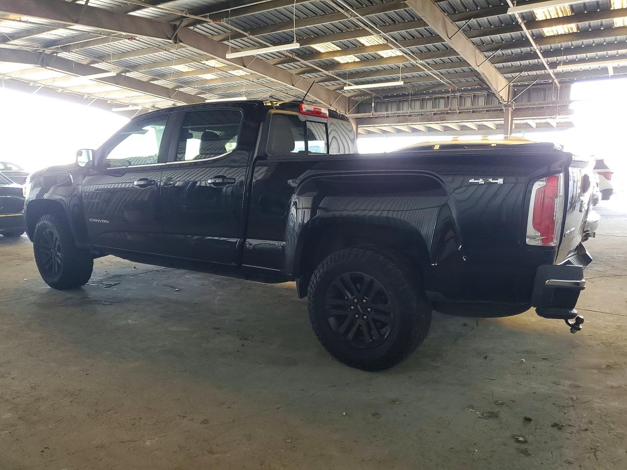 2017 GMC Canyon VIN 1GTG6CEN6H1180626 photo 2