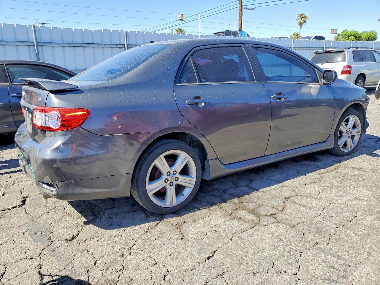 2013 Toyota Corolla VIN 5YFBU4EE3DP098624 photo 3
