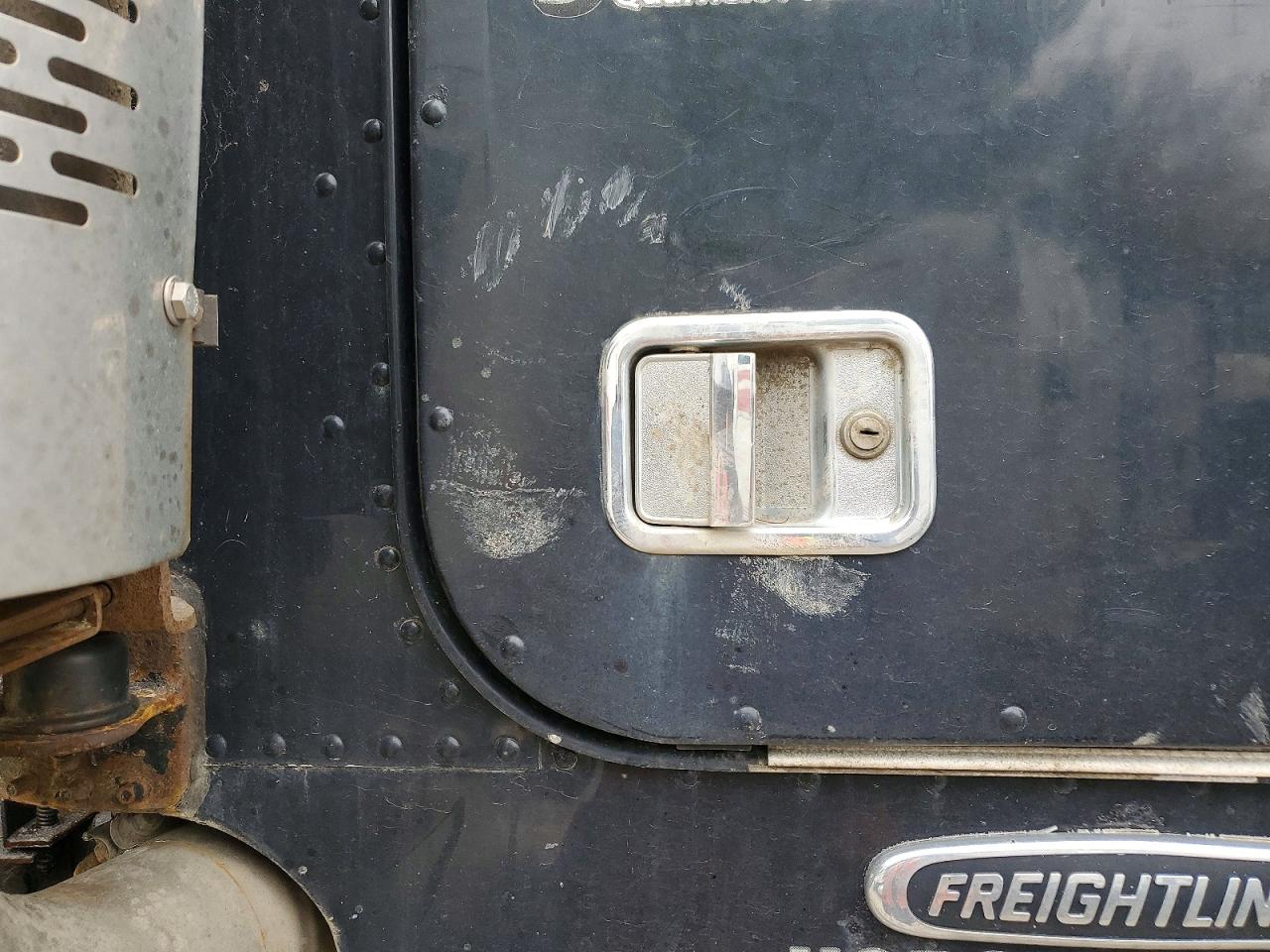 2007 FREIGHTLINER All other VIN 1FUJALAV97DX74241 photo 6