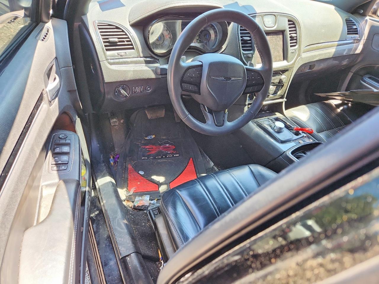 2023 Chrysler 300 VIN 2C3CCABGXPH613810 photo 8