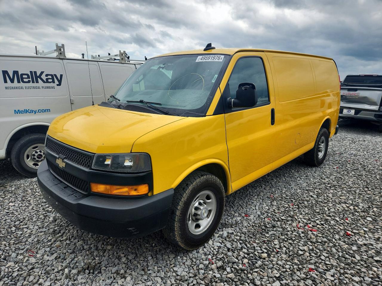 2021 Express VIN 1GCWGAFP3M1175097 photo 1
