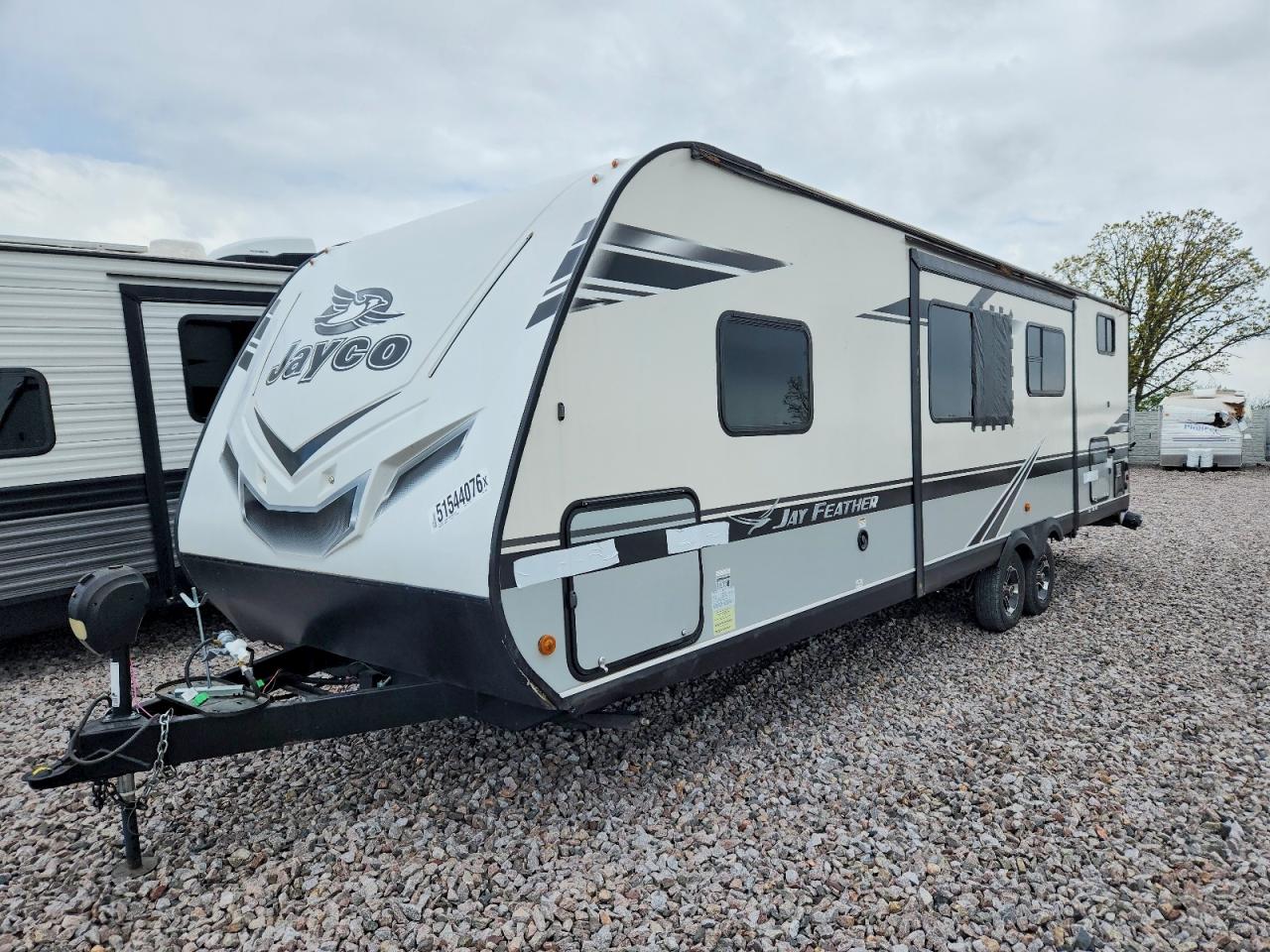 2020 JAYCO All models VIN 1UJBJ0BR6L1JF0495 photo 2