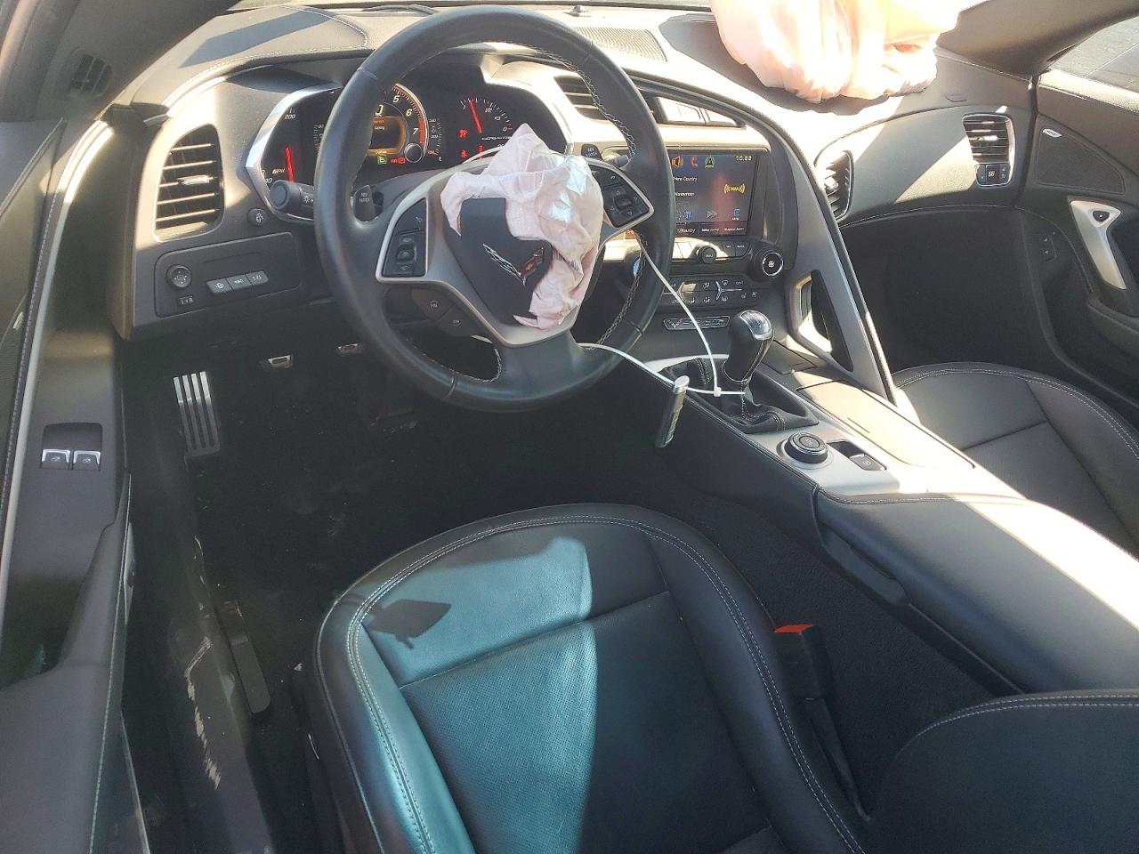 2015 Chevrolet Corvette VIN 1G1YC2D77F5124784 photo 8