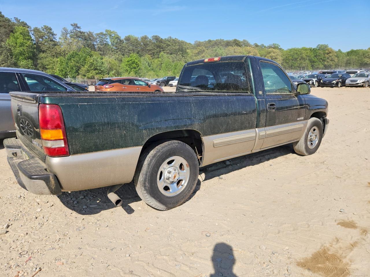 2002 CHEV Silverado VIN 1GCEC14V42Z211239 photo 3