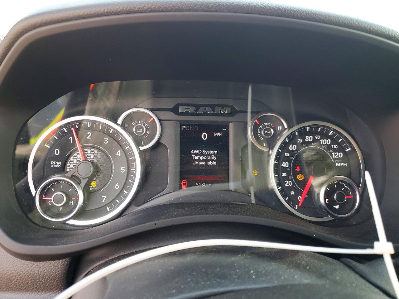 2026 Ram 2500 VIN 3C6UR5DJ9TG236922 photo 9