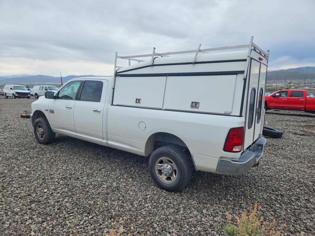2011 Dodge All models VIN 3D7TT2CT7BG623674 photo 2