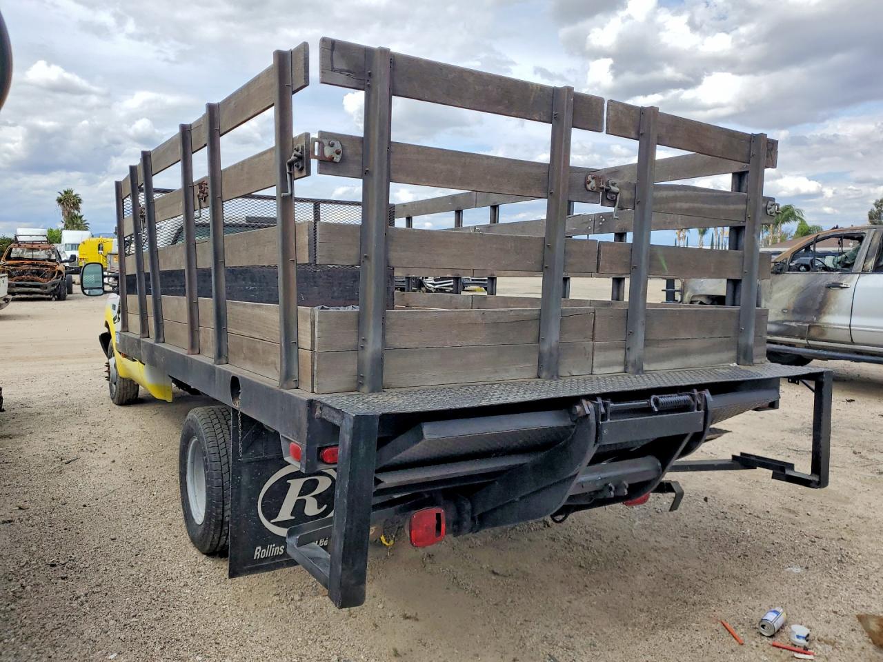 2001 Ford F350 VIN 1FDWF36F11EC20267 photo 2