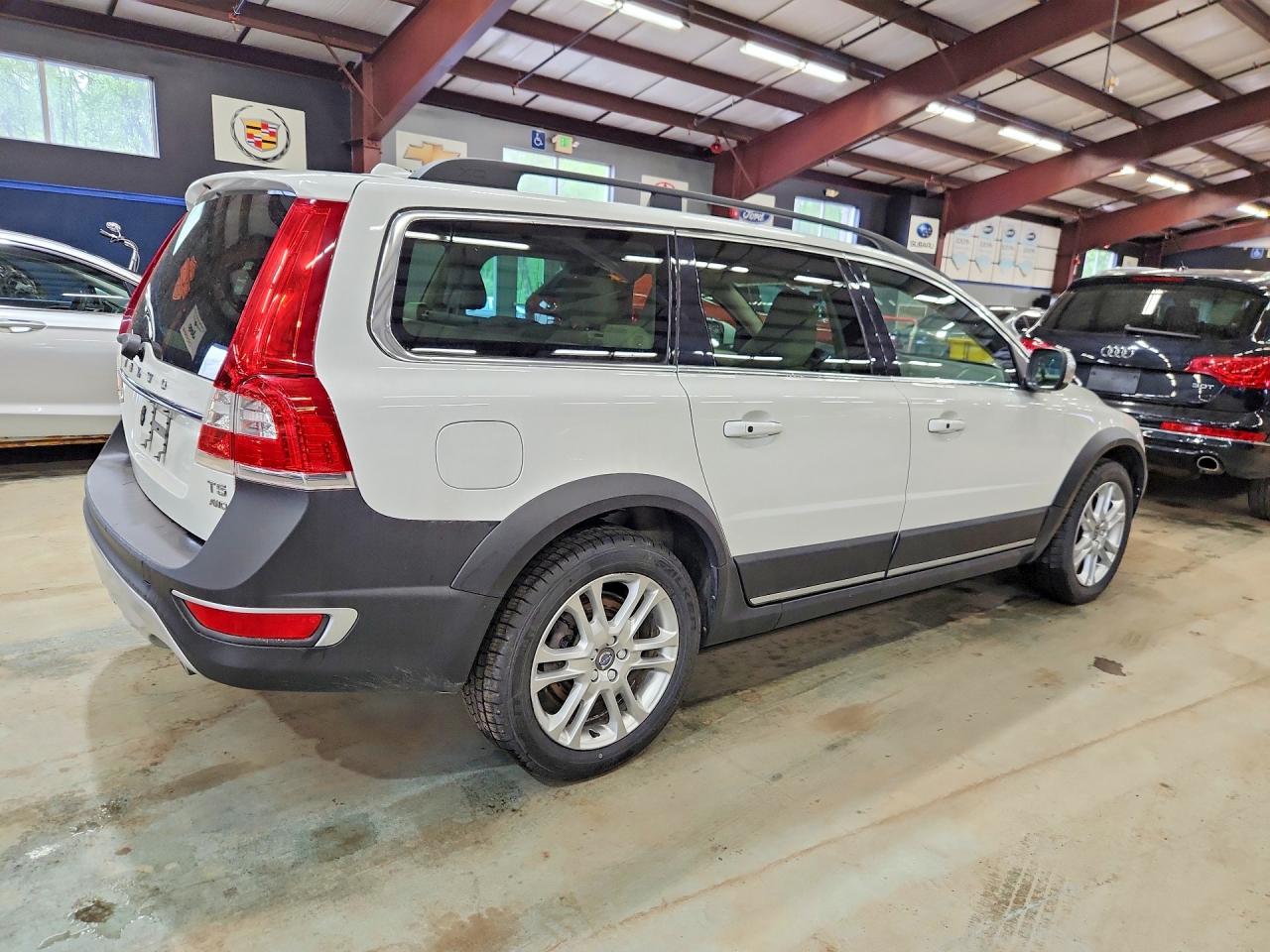2016 Volvo Xc70 VIN YV4612NK6G1238627 photo 3