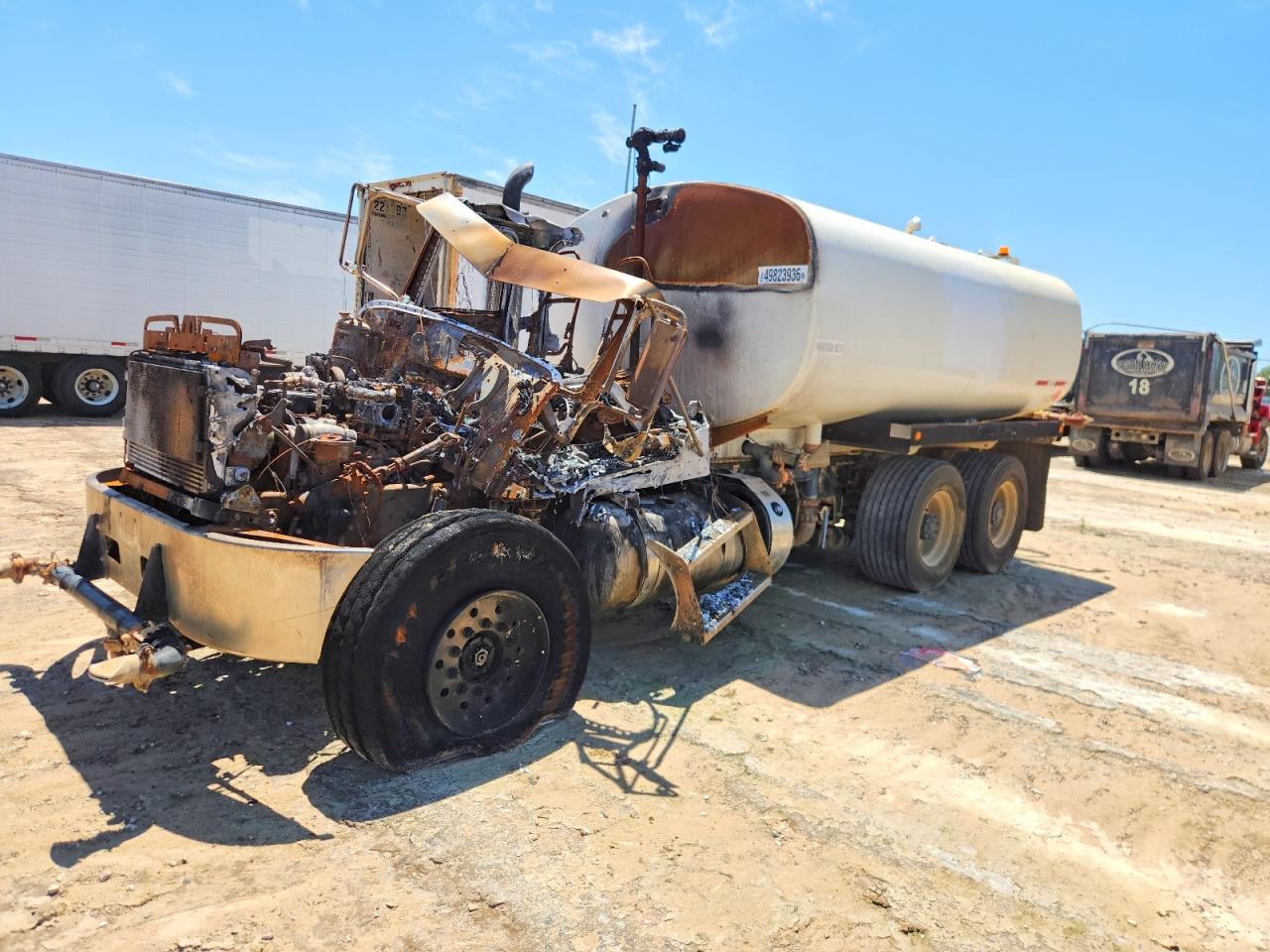 2015 PETERBILT All other VIN 2NP3LJ9X5FM292162 photo 2