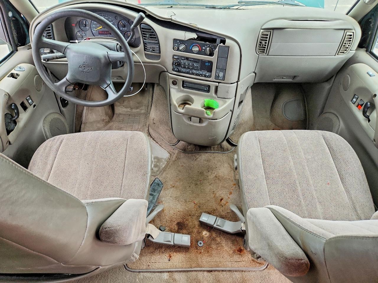 1998 CHEV Astro VIN 1GNDM19W6WB186327 photo 8