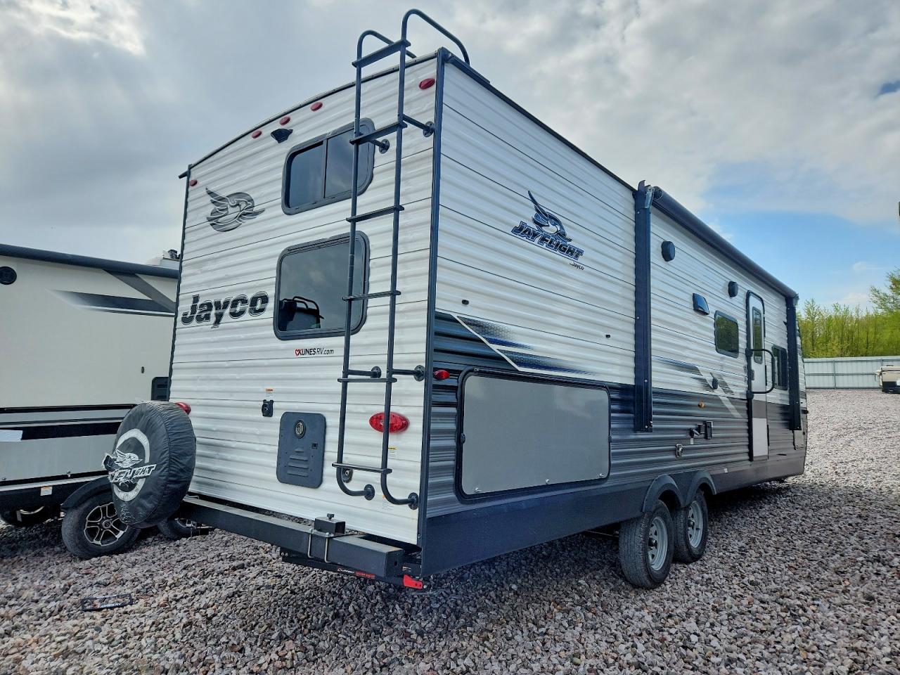 2024 JAYCO All models VIN 1UJBC0BP5R17W0085 photo 4