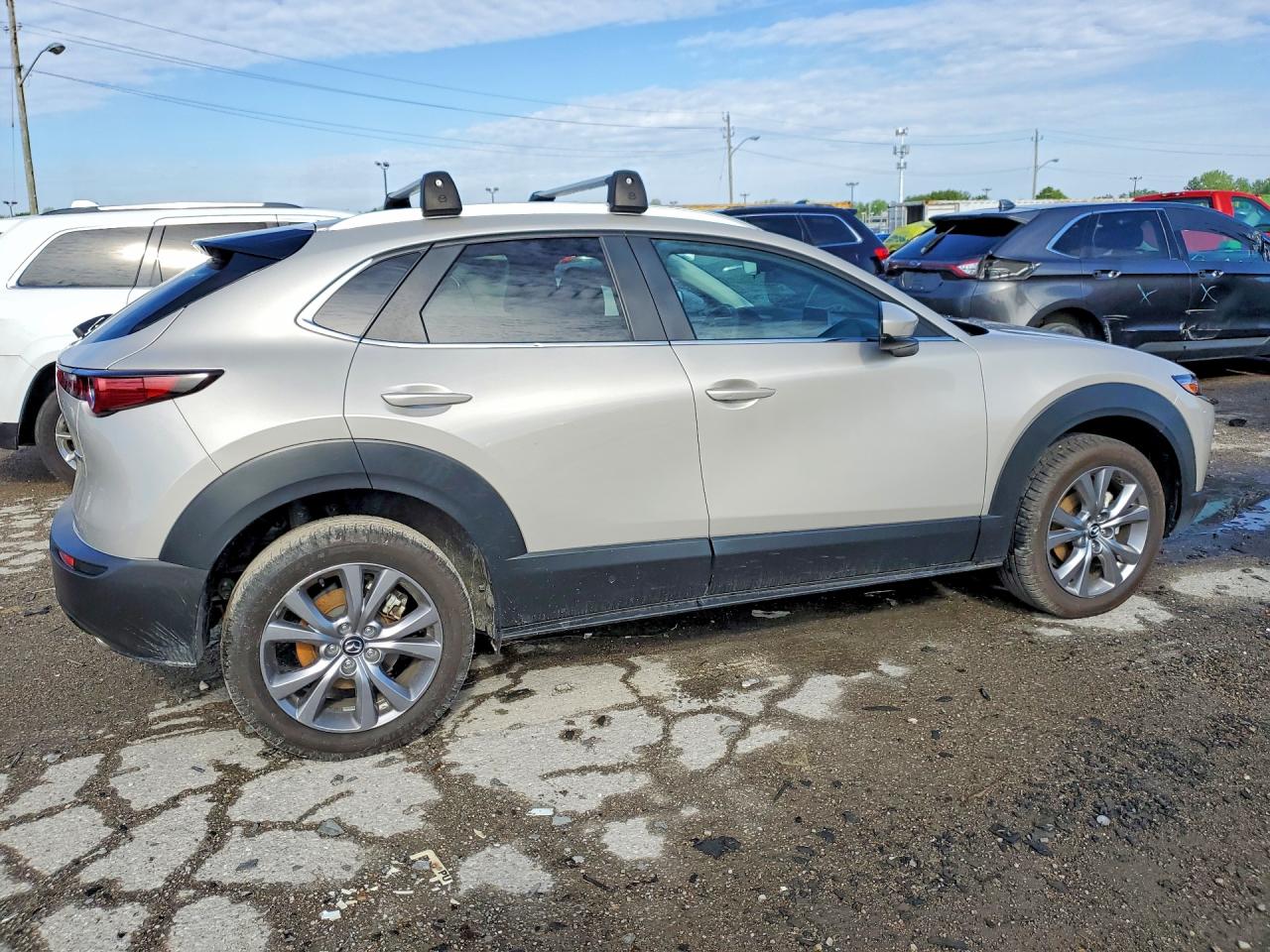 2023 Mazda Cx30 VIN 3MVDMBBM1PM520456 photo 3