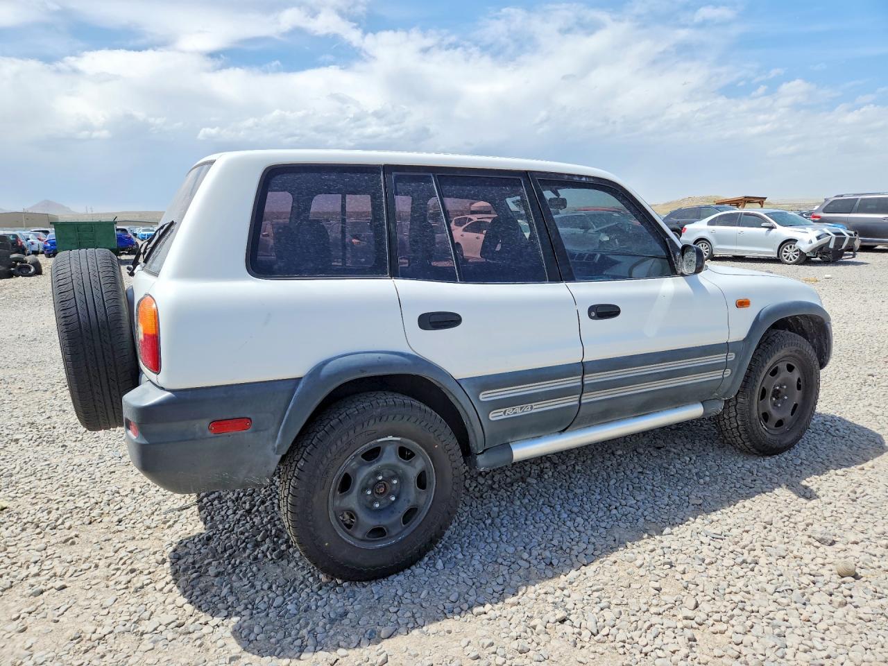 1997 Toyota Rav4 VIN JT3HP10V0V7039173 photo 3