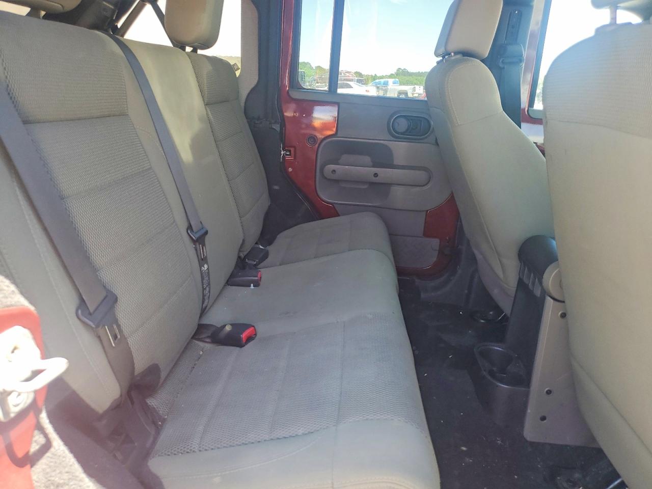 2007 Jeep Wrangler / VIN 1J4GA59187L187155 photo 10
