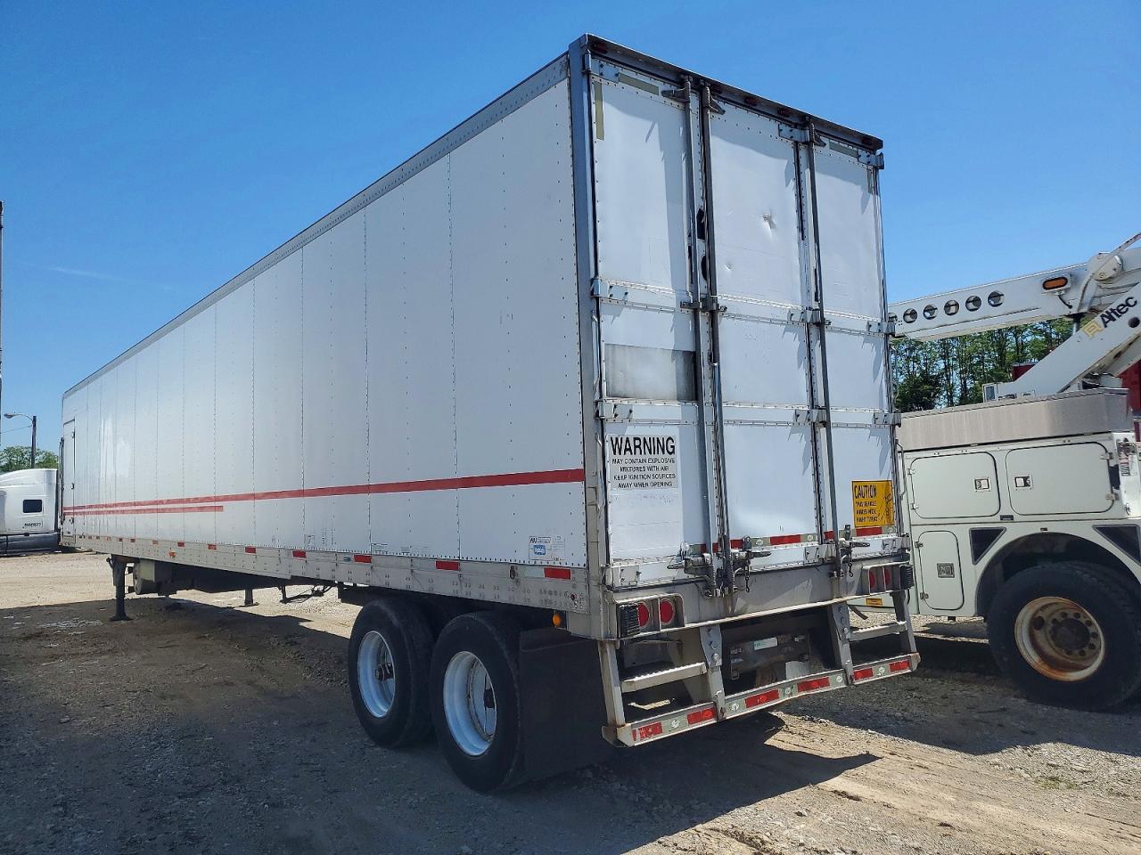 2010 UTILITY Reefer tra VIN 1UYVS2532AM833907 photo 3