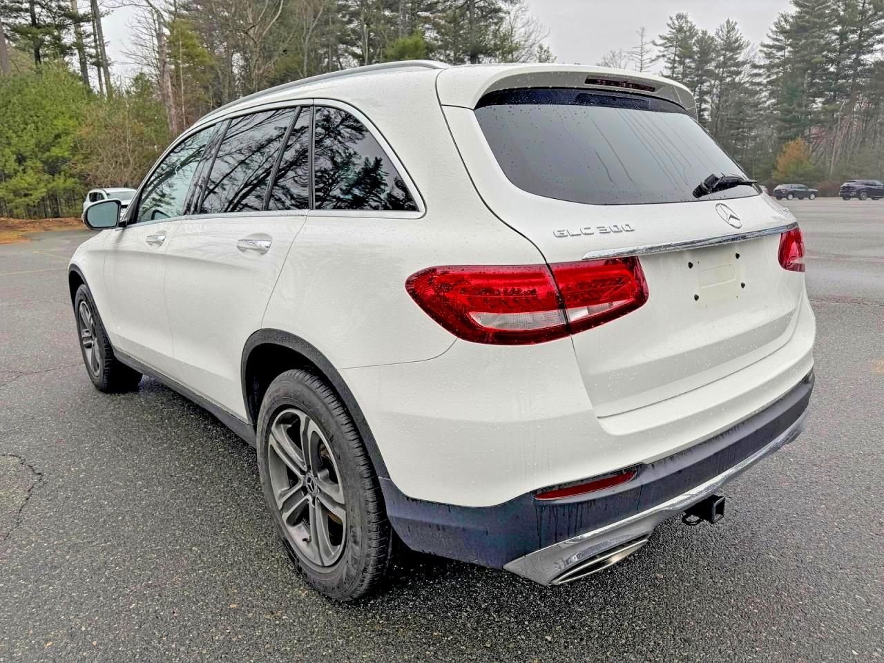 2019 MERCEDES-BENZ Glc class VIN WDC0G4KB4KV136679 photo 3