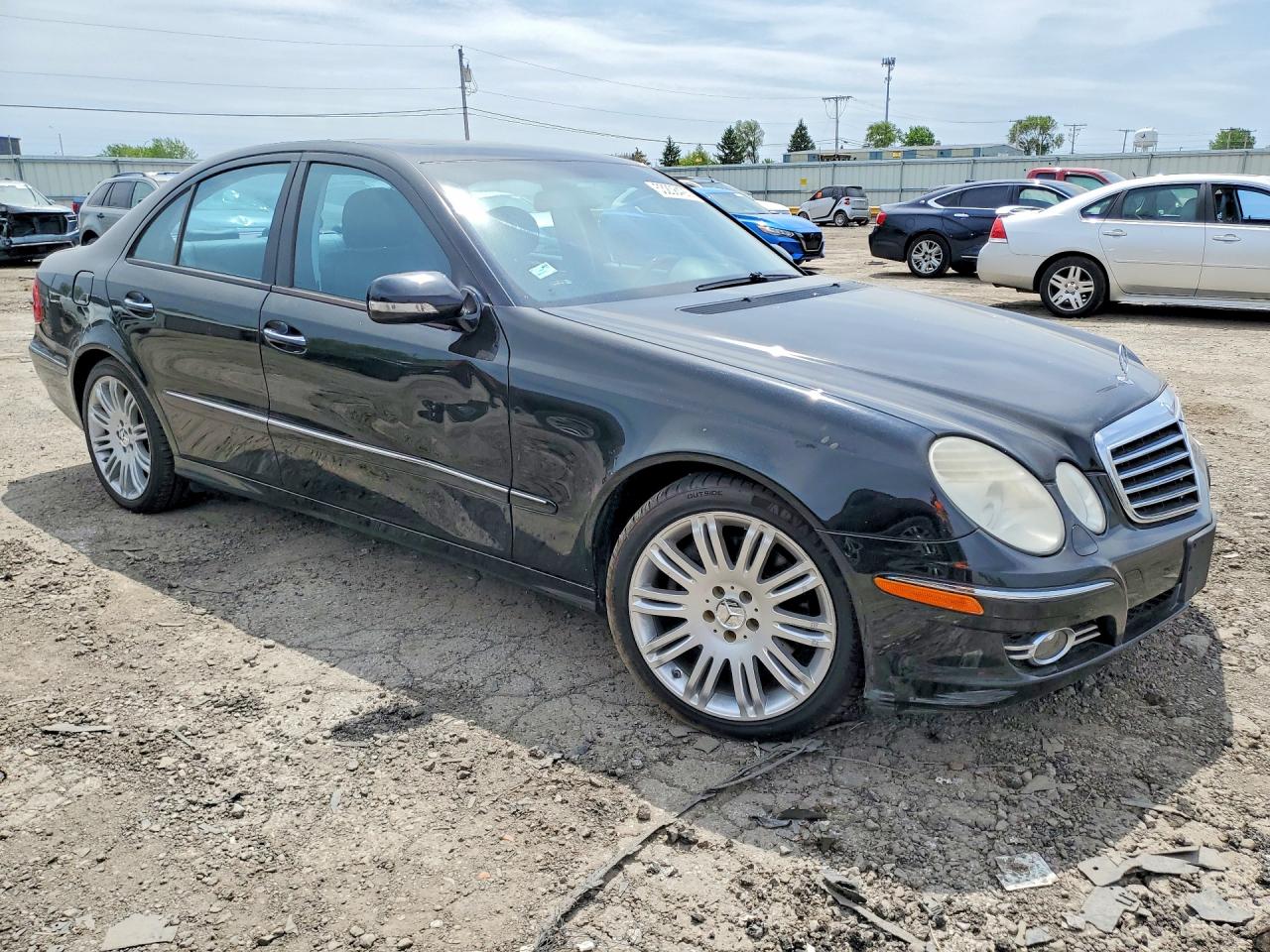 2008 Mercedes-Benz E-class VIN WDBUF87X28B338158 photo 4