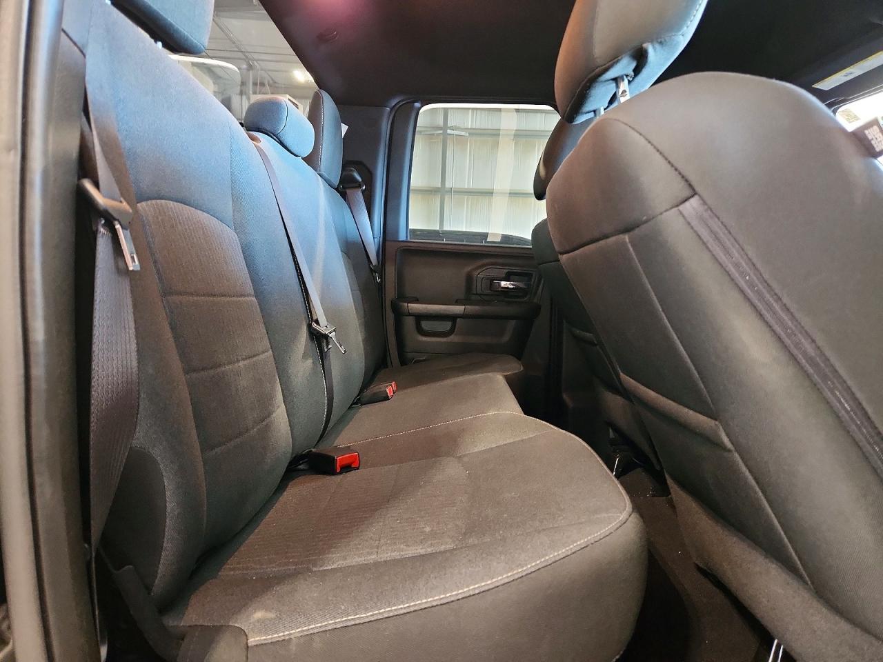 2021 Ram 1500 VIN 1C6RR7GG7MS506211 photo 10