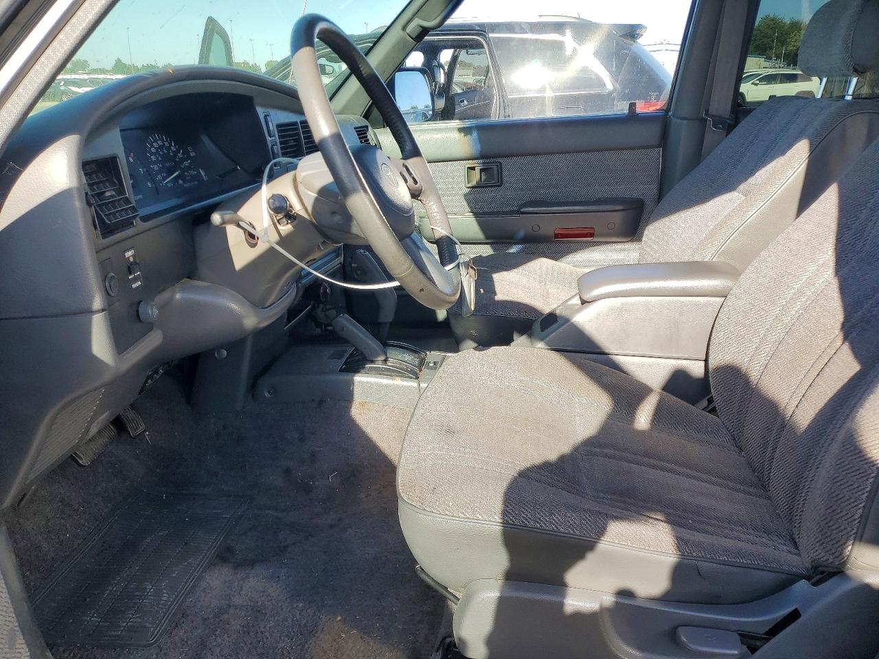 1993 Toyota 4runner VIN JT3VN39W8P0127447 photo 7