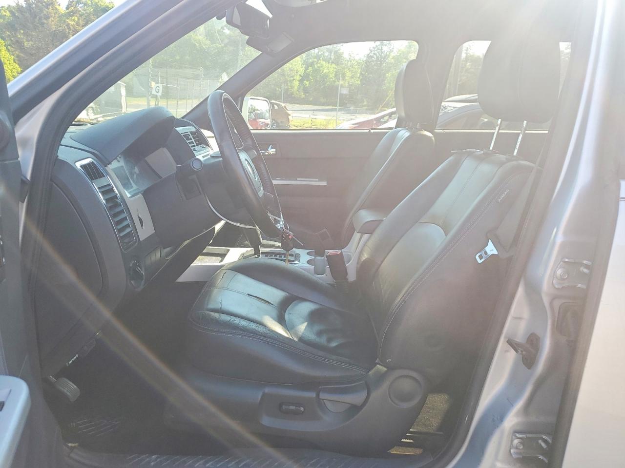 2008 Mercury Mariner VIN 4M2CU97128KJ54689 photo 7