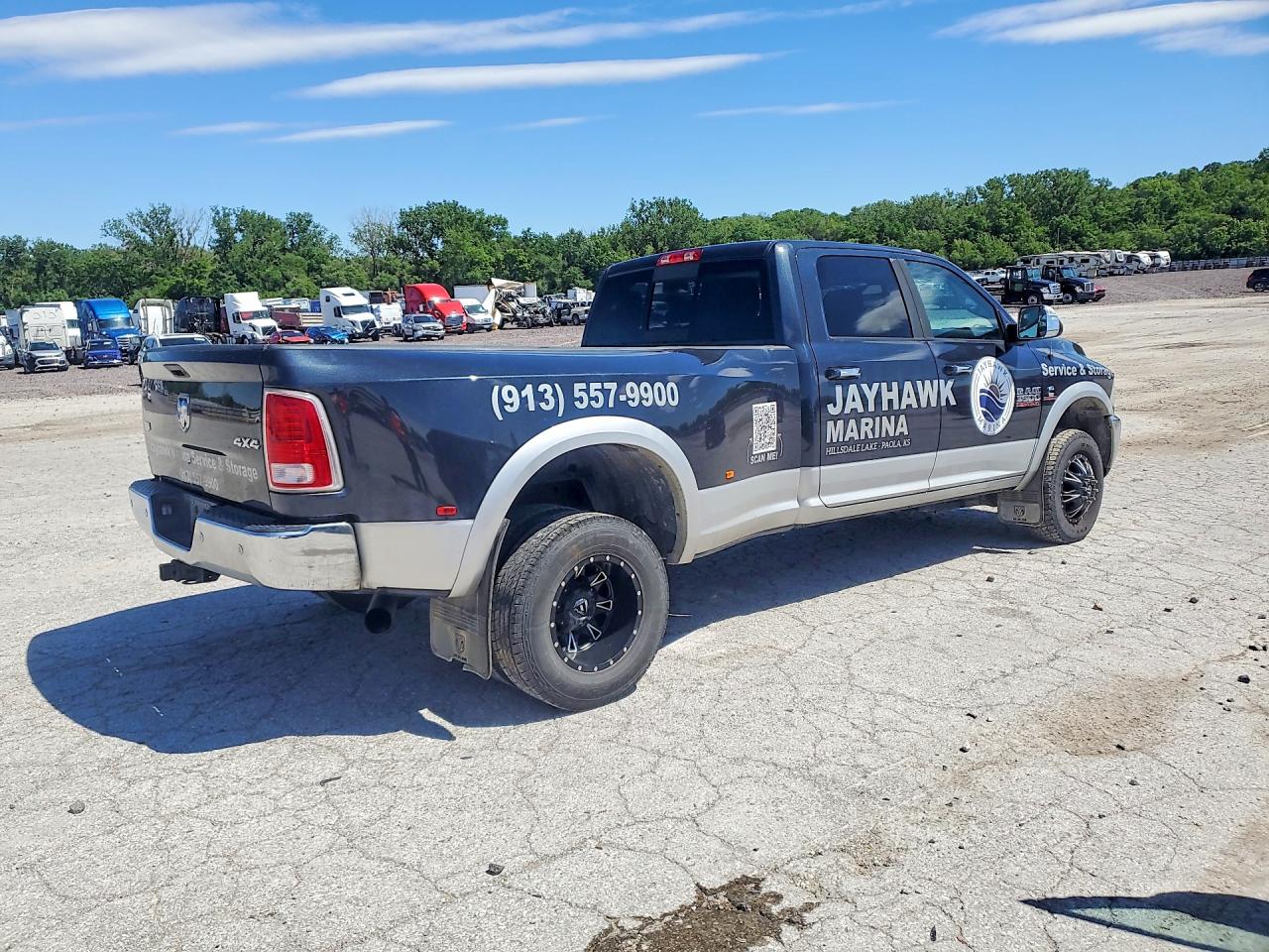 2016 Ram 3500 VIN 3C63RRJLXGG365914 photo 3