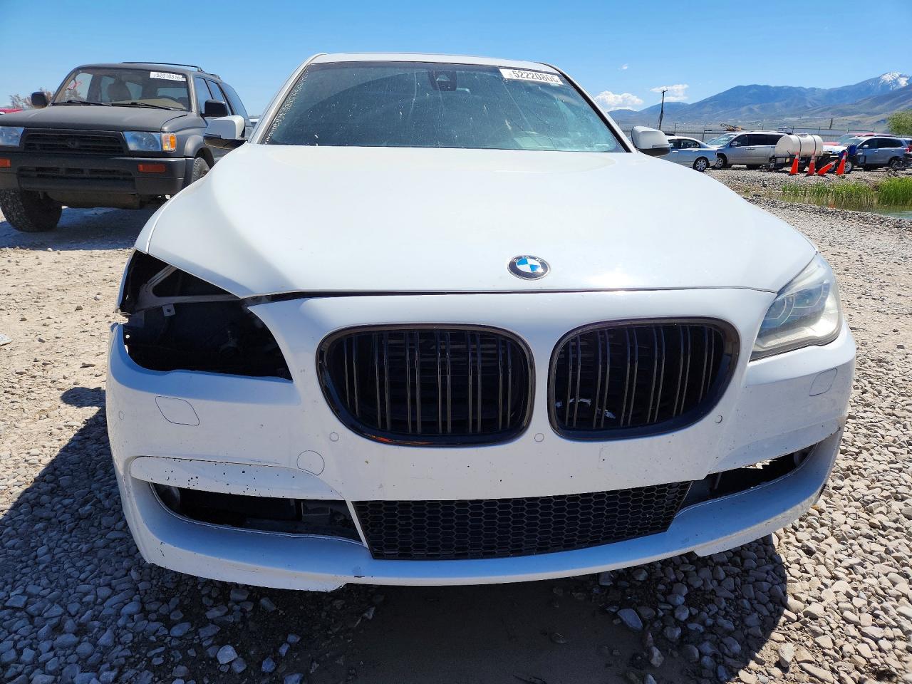 2013 BMW 7 series VIN WBAYF8C57DD140596 photo 5