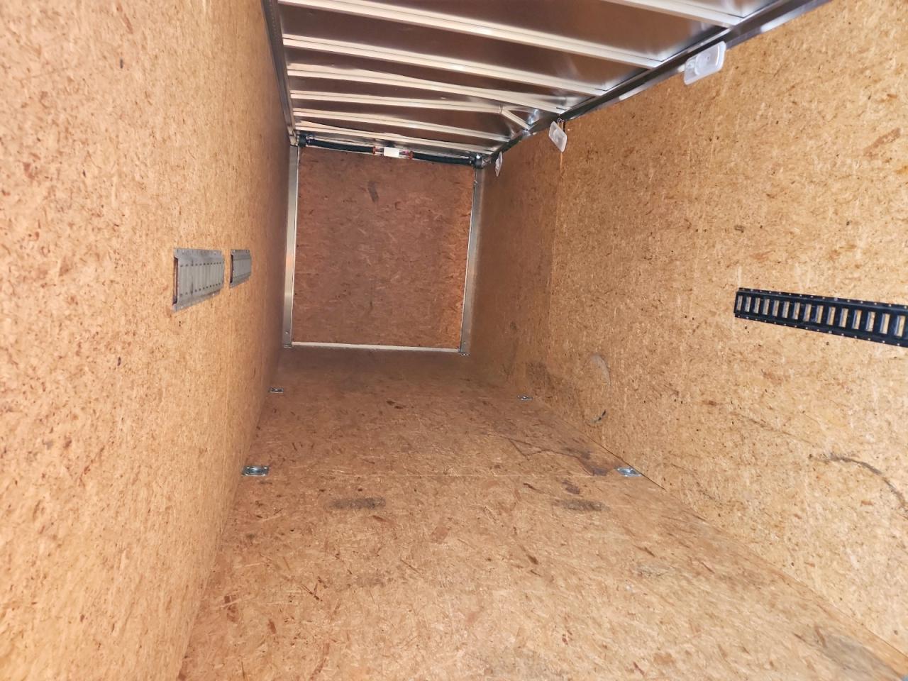 2022 FEATHERLITE Utility VIN 4FGA52420NC157010 photo 6