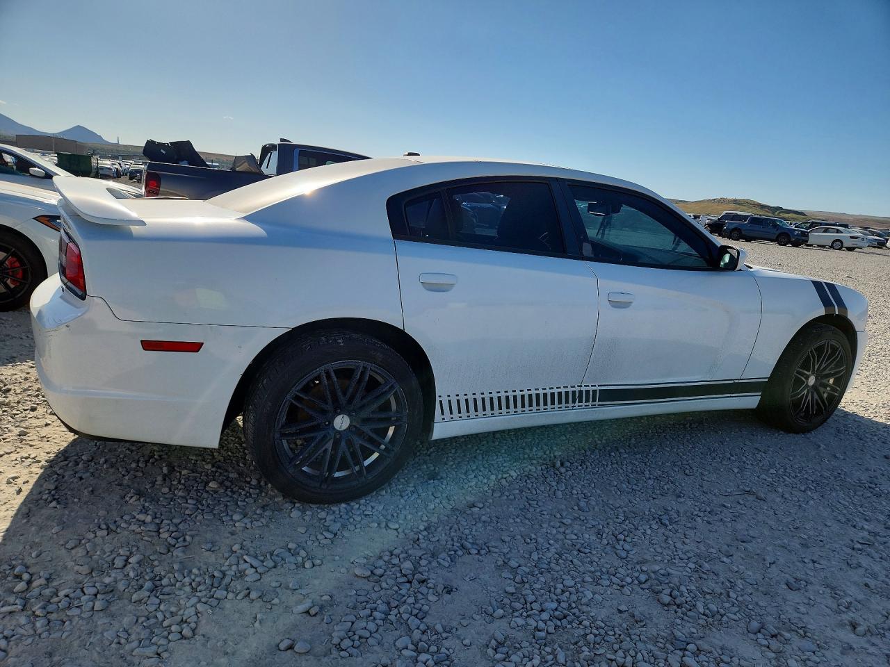 2011 Dodge Charger VIN 2B3CM5CT0BH598272 photo 3