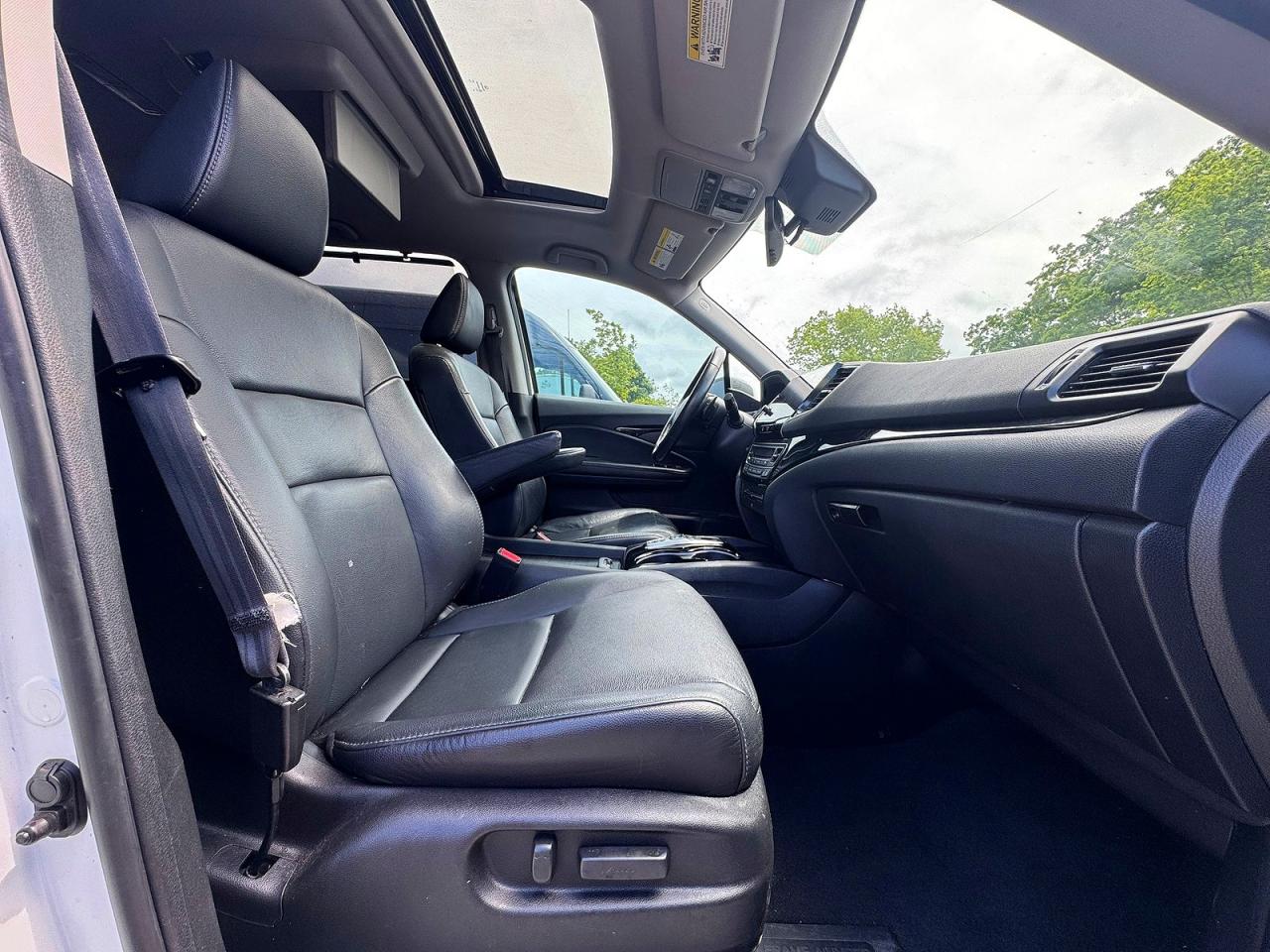 2022 HONDA Pilot VIN 5FNYF5H69NB016231 photo 5