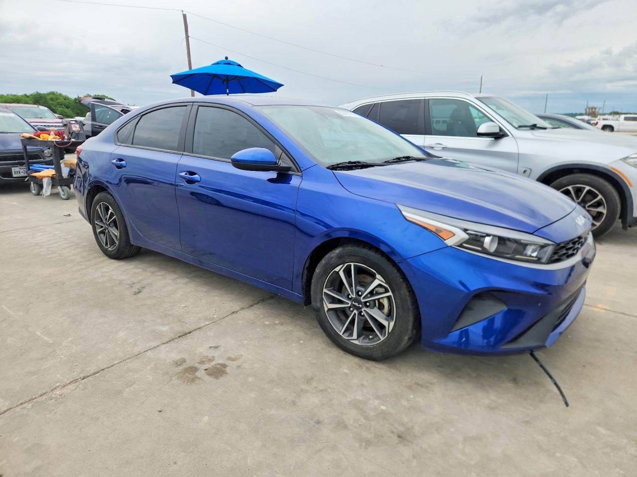 2023 Kia Forte lxs VIN 3KPF24AD0PE683980 photo 4