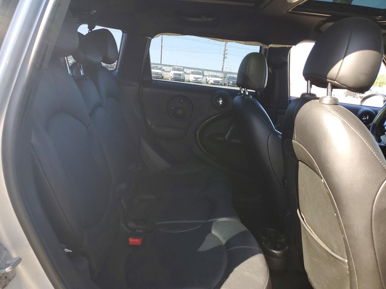2014 MINI Cooper VIN WMWZC5C58EWP40464 photo 10