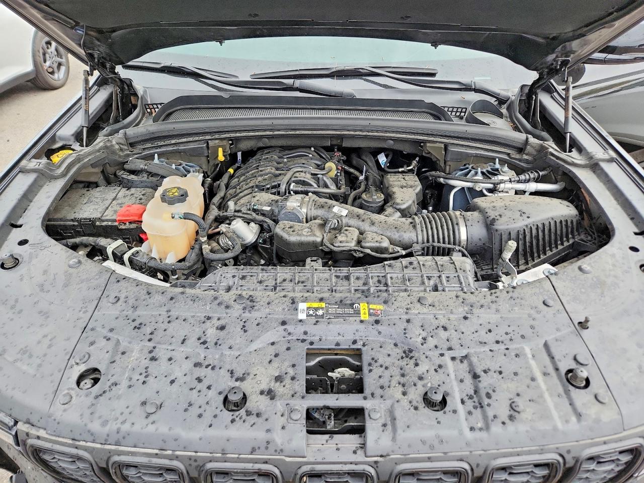 2025 Jeep Grand cher VIN 1C4RJHAG9S8656863 photo 12