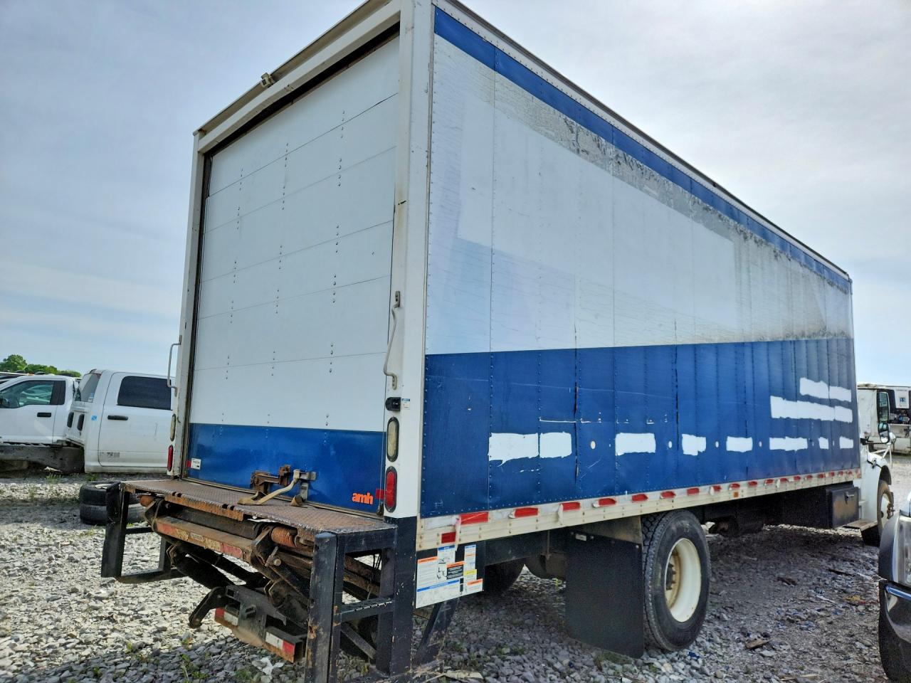 2017 FREIGHTLINER All other VIN 1FVACWDUXHHHW8553 photo 3