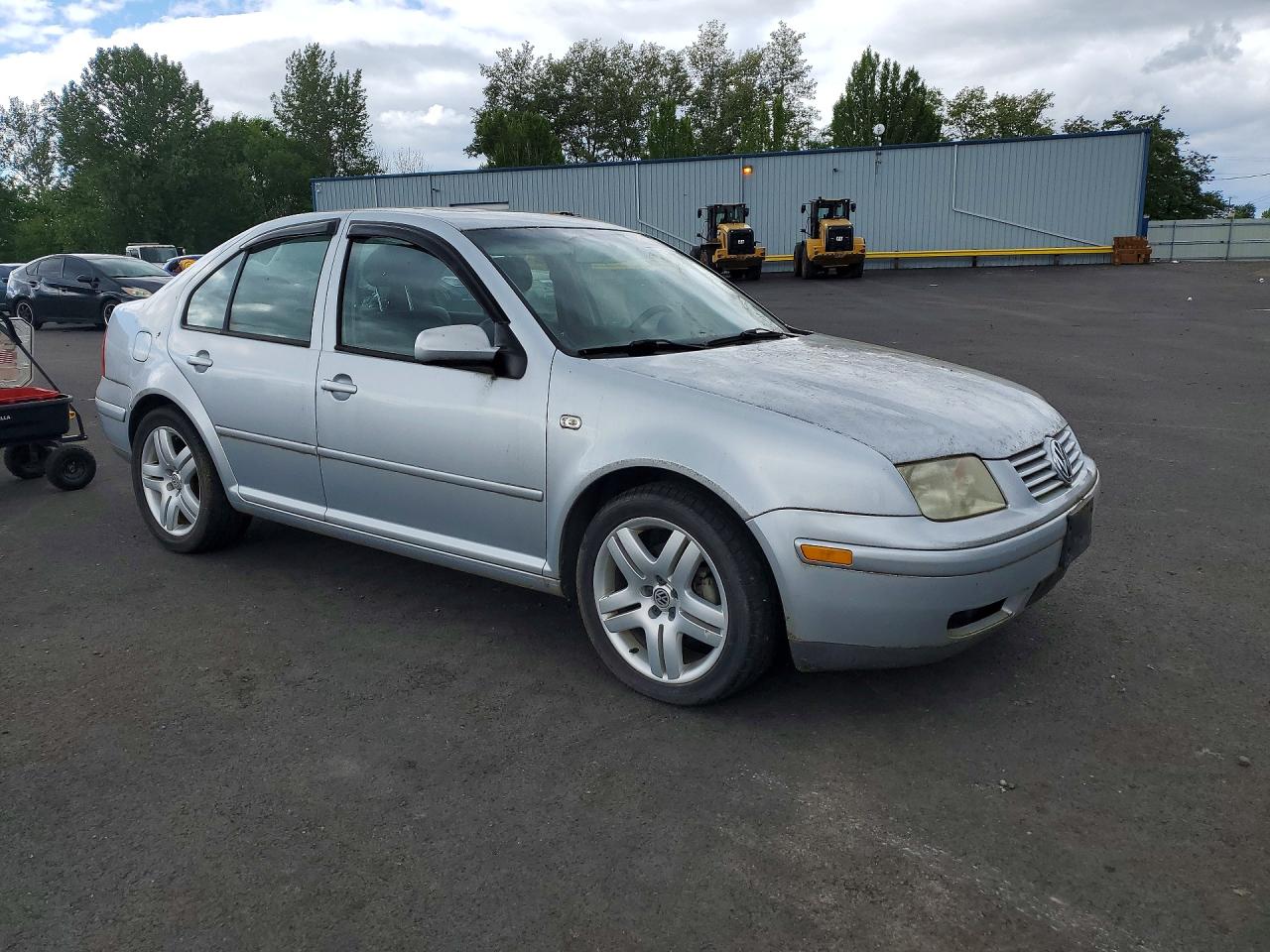 2002 Volkswagen Jetta VIN 3VWSE69M82M190596 photo 4