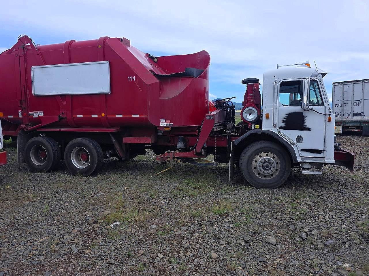 2006 PETERBILT All models VIN 1NPZL00X96D716451 photo 1