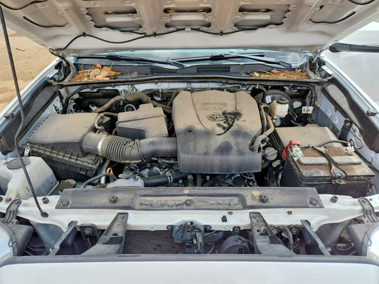 2022 Toyota Tacoma VIN 3TMAZ5CN7NM160251 photo 11