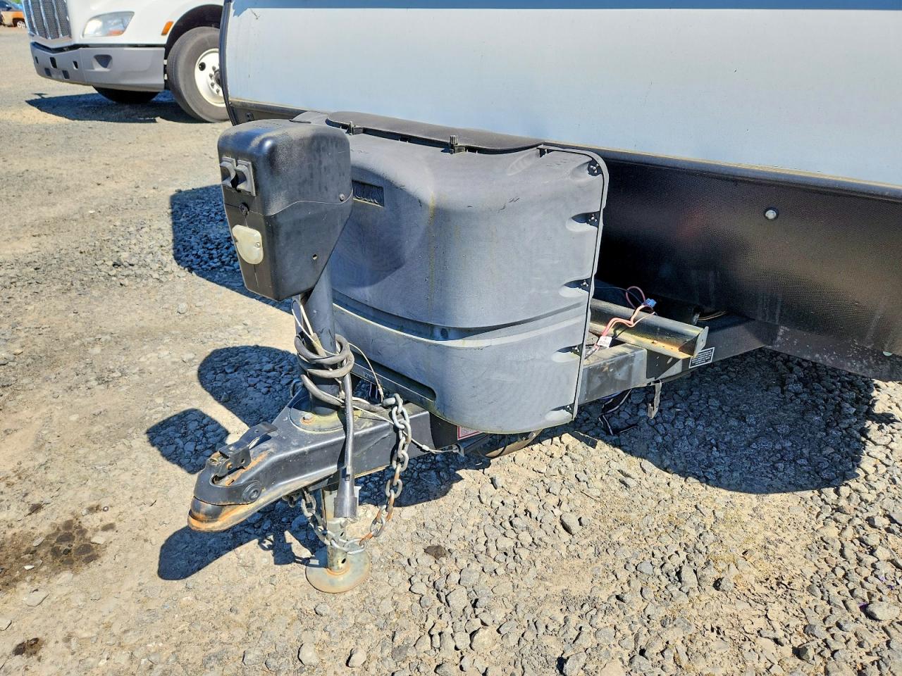 2018 JAYCO All models VIN 1UJBJHAH5J1JZ0155 photo 8