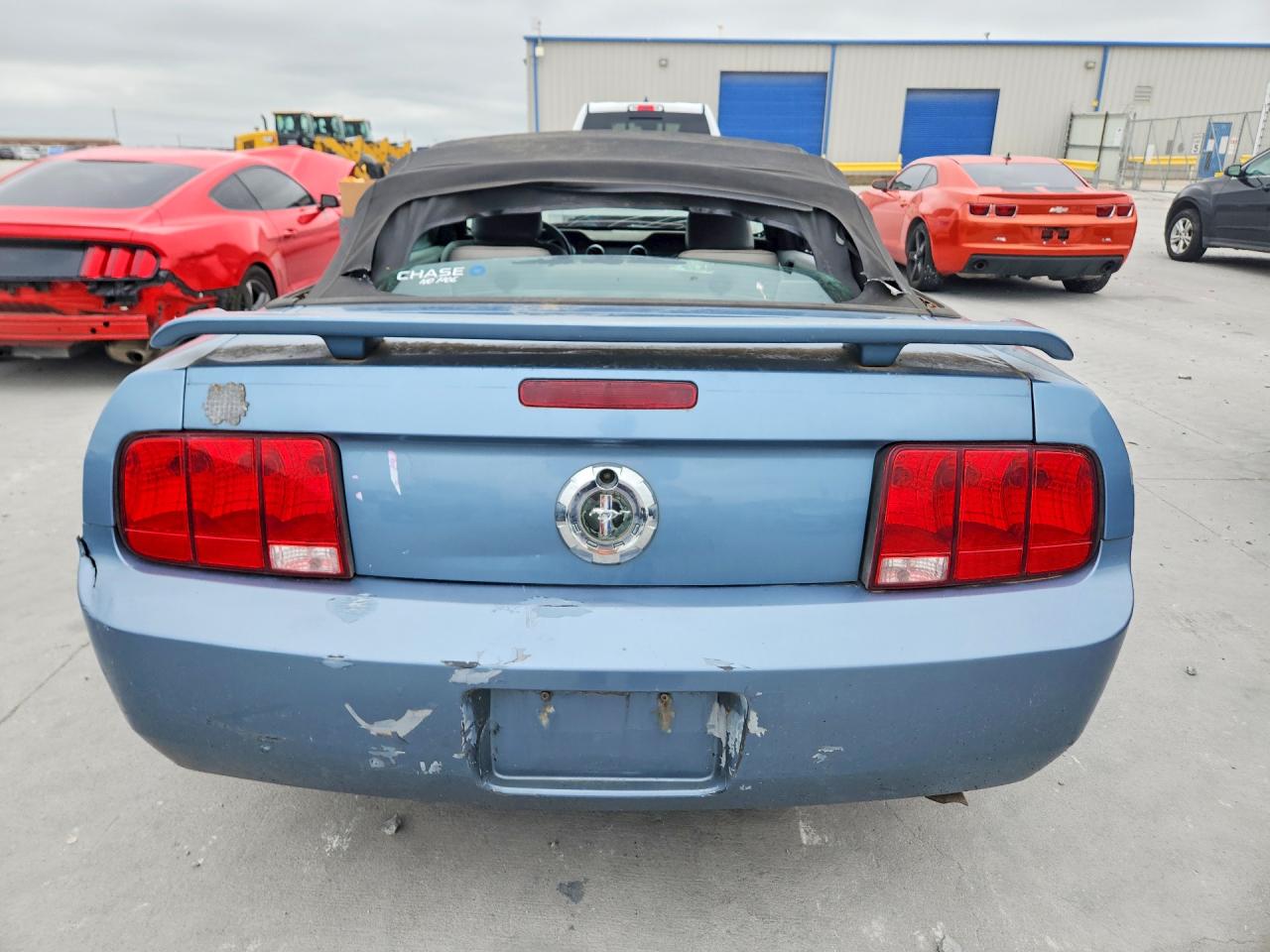 2007 Ford Mustang VIN 1ZVFT84N375273319 photo 6