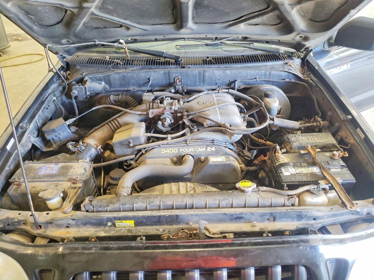 2002 Toyota Tacoma VIN 5TEHN72N72Z055649 photo 11