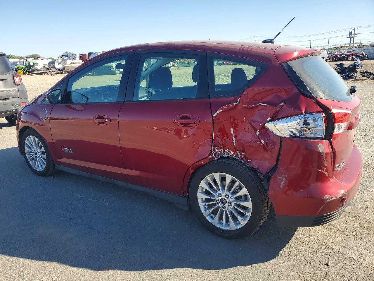2017 Ford Cmax VIN 1FADP5EU4HL102830 photo 2