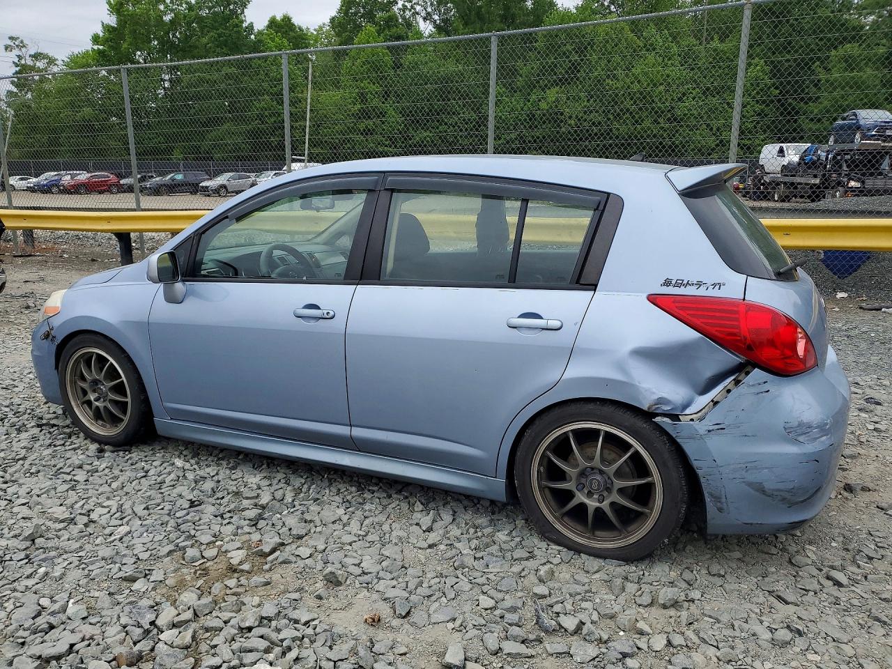 2011 NISS Versa VIN 3N1BC1CPXBL488770 photo 2