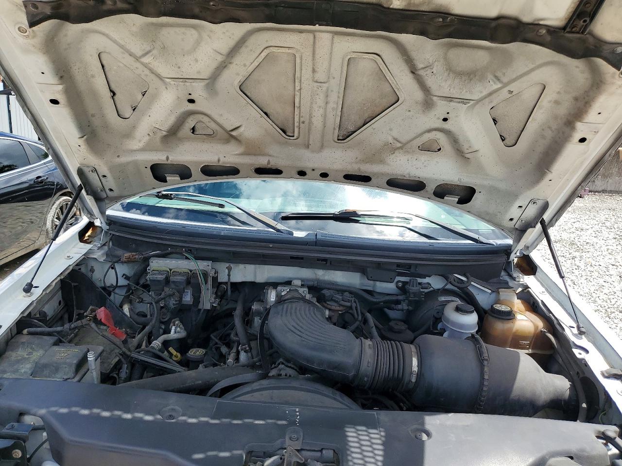 2006 Ford F150 VIN 1FTRX12W46FB41850 photo 11