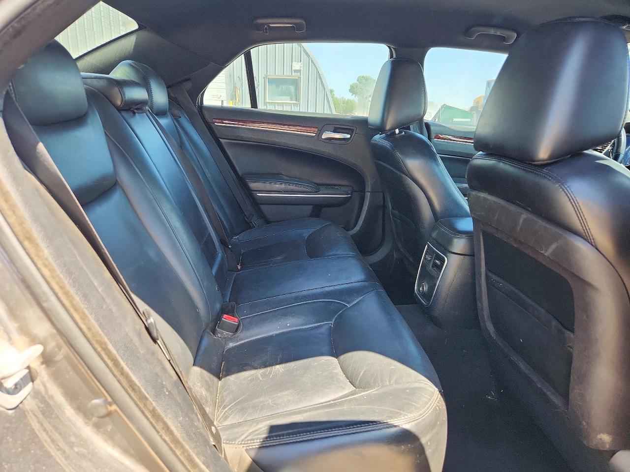 2012 Chrysler 300 VIN 2C3CCACG8CH308363 photo 10