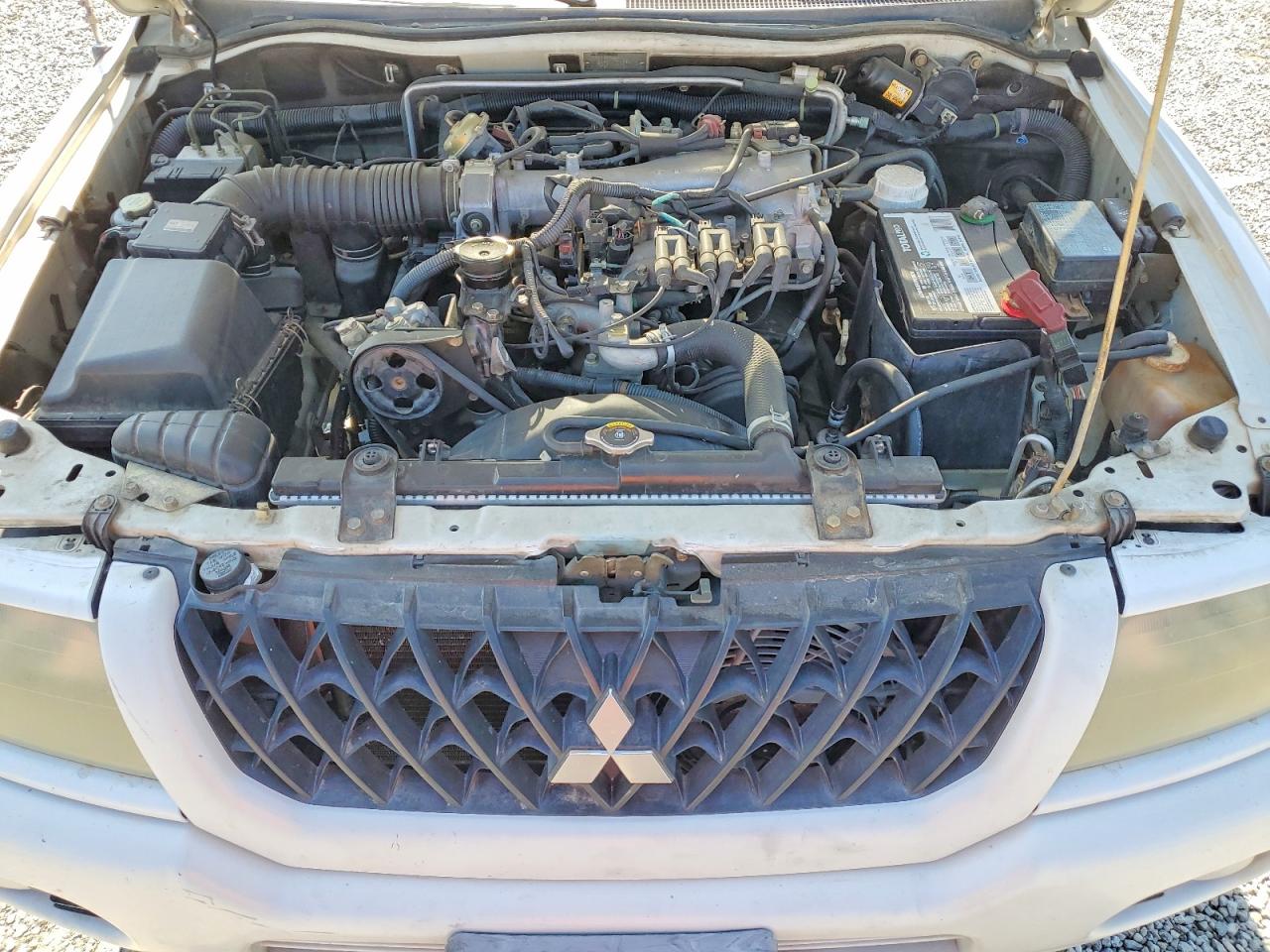 2003 Mitsubishi Montero VIN JA4LS41R23J012428 photo 12