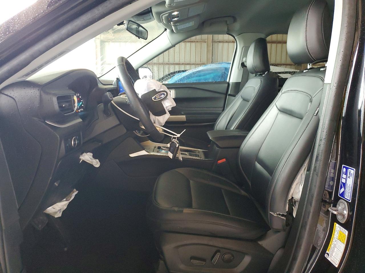 2024 Ford Explorer VIN 1FMSK7DH7RGA87276 photo 7