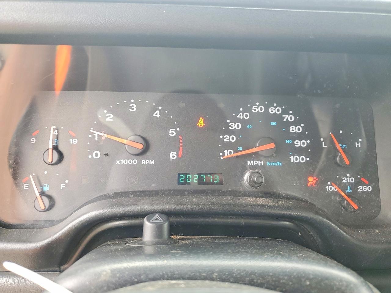 2004 Jeep Wrangler / VIN 1J4FA39S94P708574 photo 9