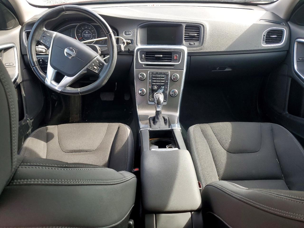 2014 Volvo S60 VIN YV1612FS3E2294625 photo 8