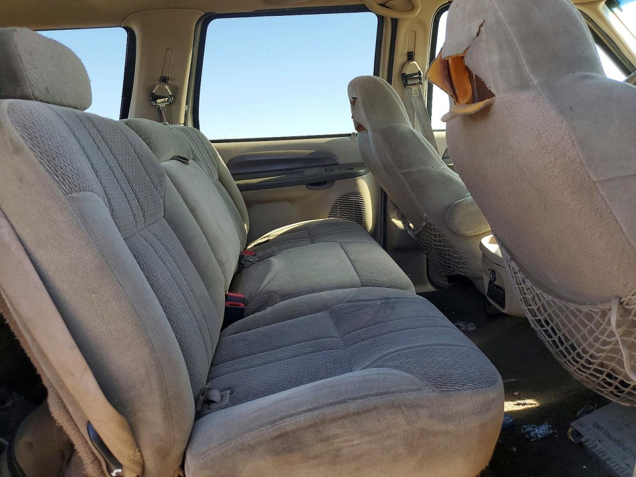 2000 Ford Excursion VIN 1FMNU40L3YEC37832 photo 11